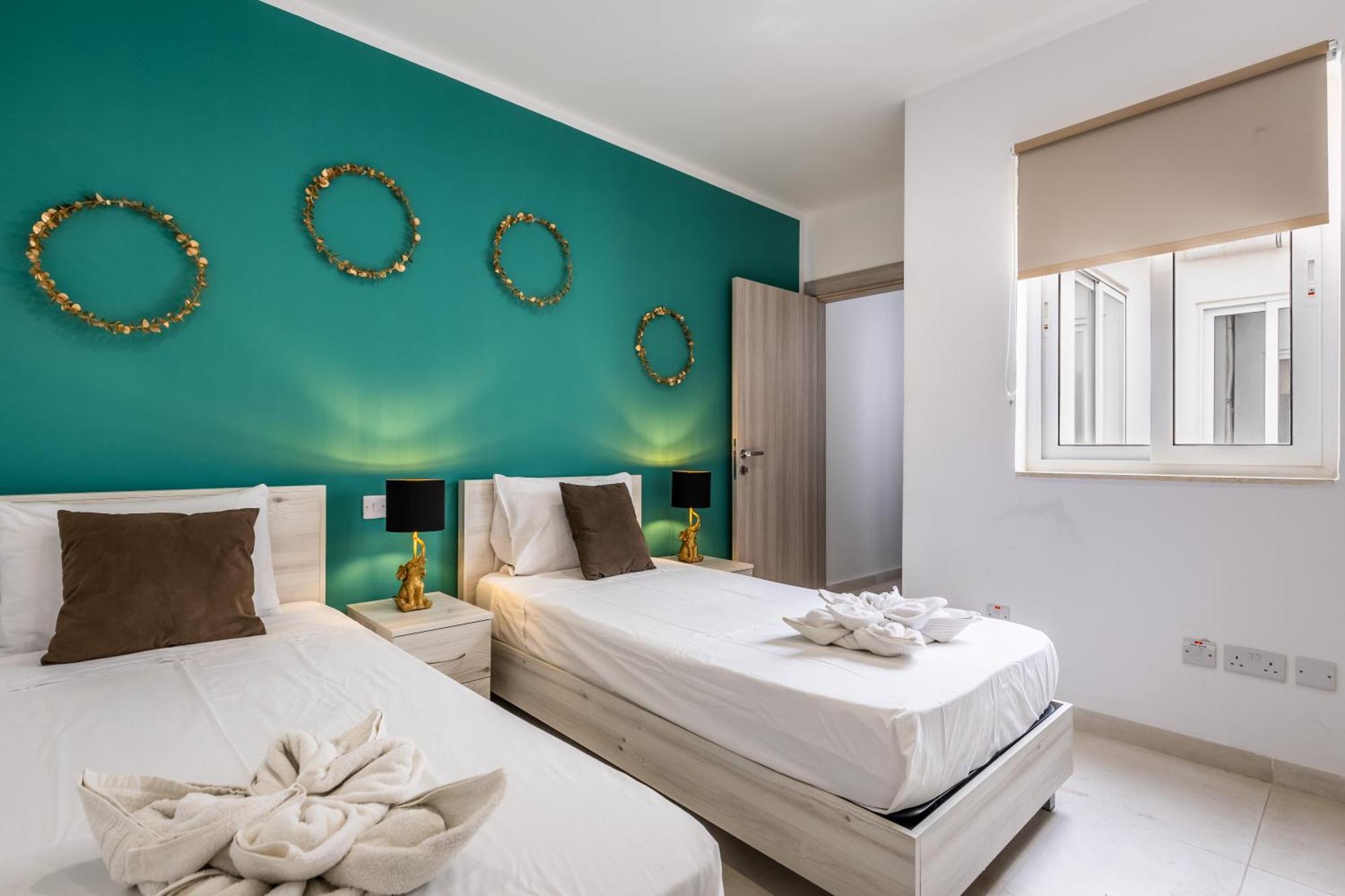 Xemx Sabiha Suite 5 Min Walk From St Julians San Ġwann Esterno foto