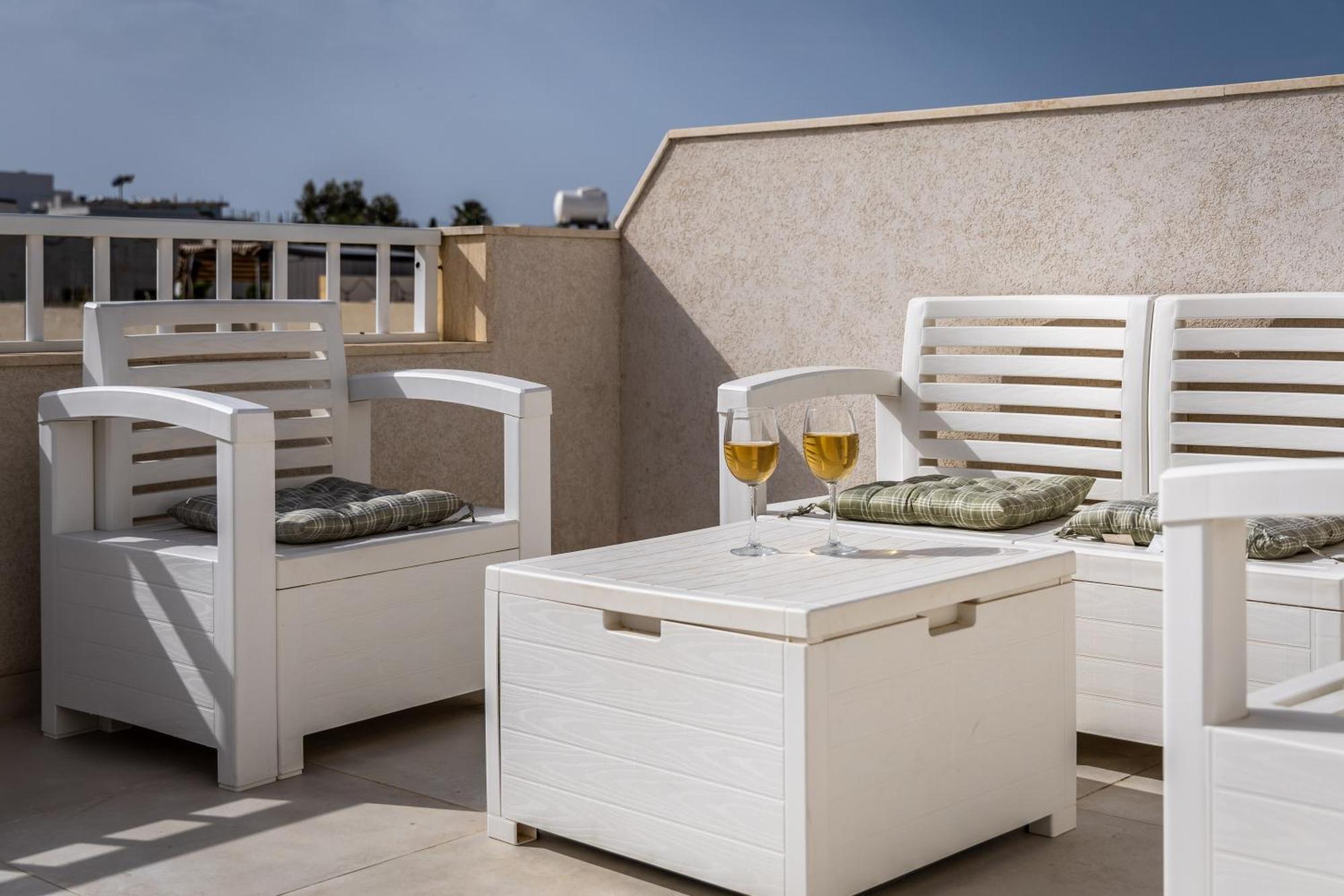 Xemx Sabiha Suite 5 Min Walk From St Julians San Ġwann Esterno foto
