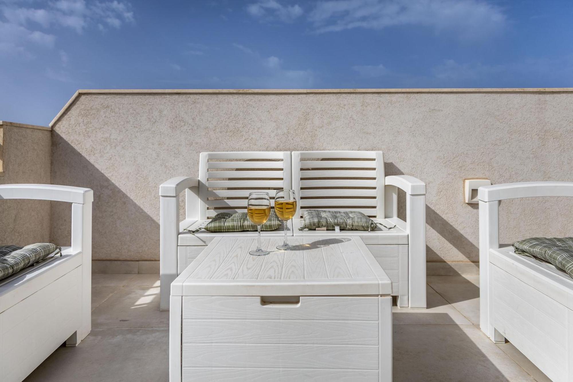 Xemx Sabiha Suite 5 Min Walk From St Julians San Ġwann Esterno foto